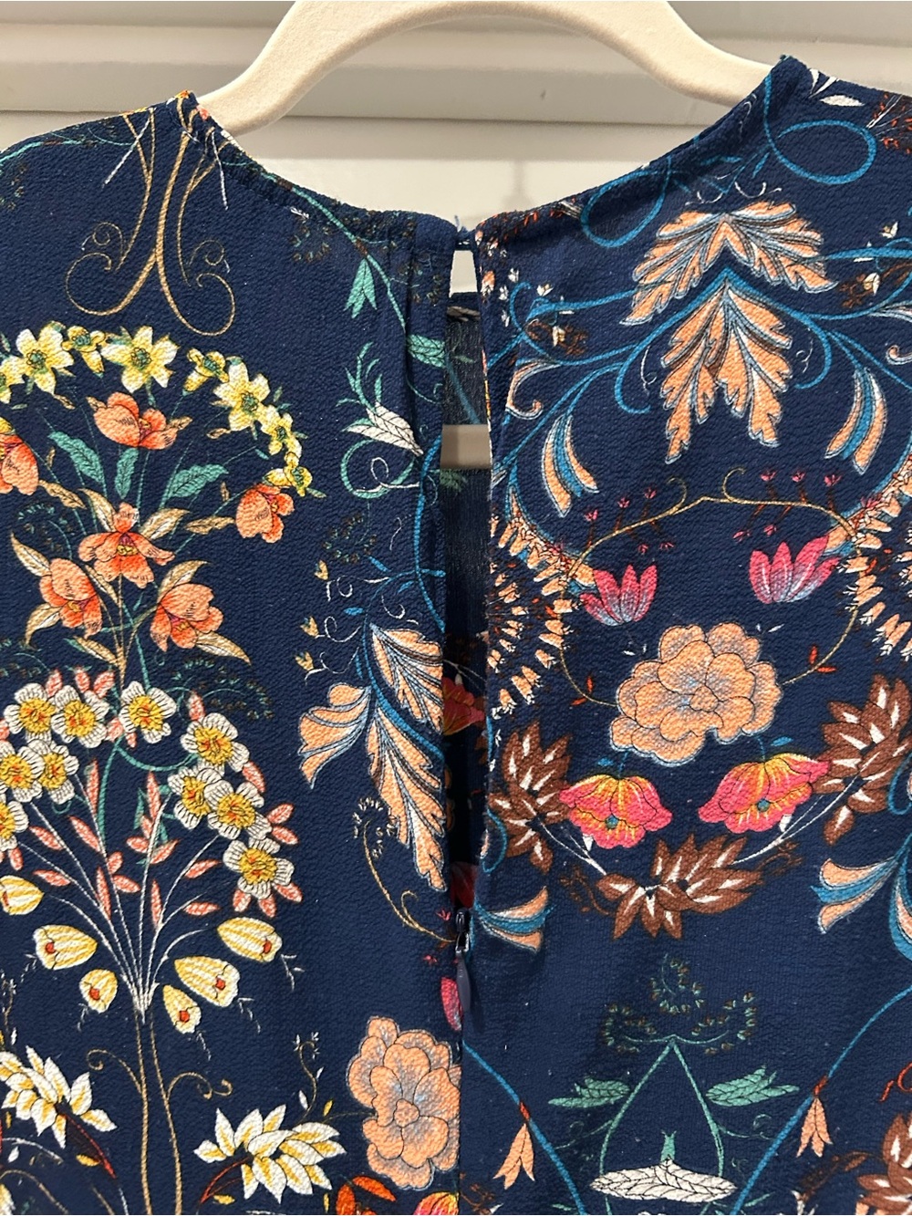 I Madeline Garden Splendor Floral Empire Waist Midi Dress Size Small - Picture 7 of 12